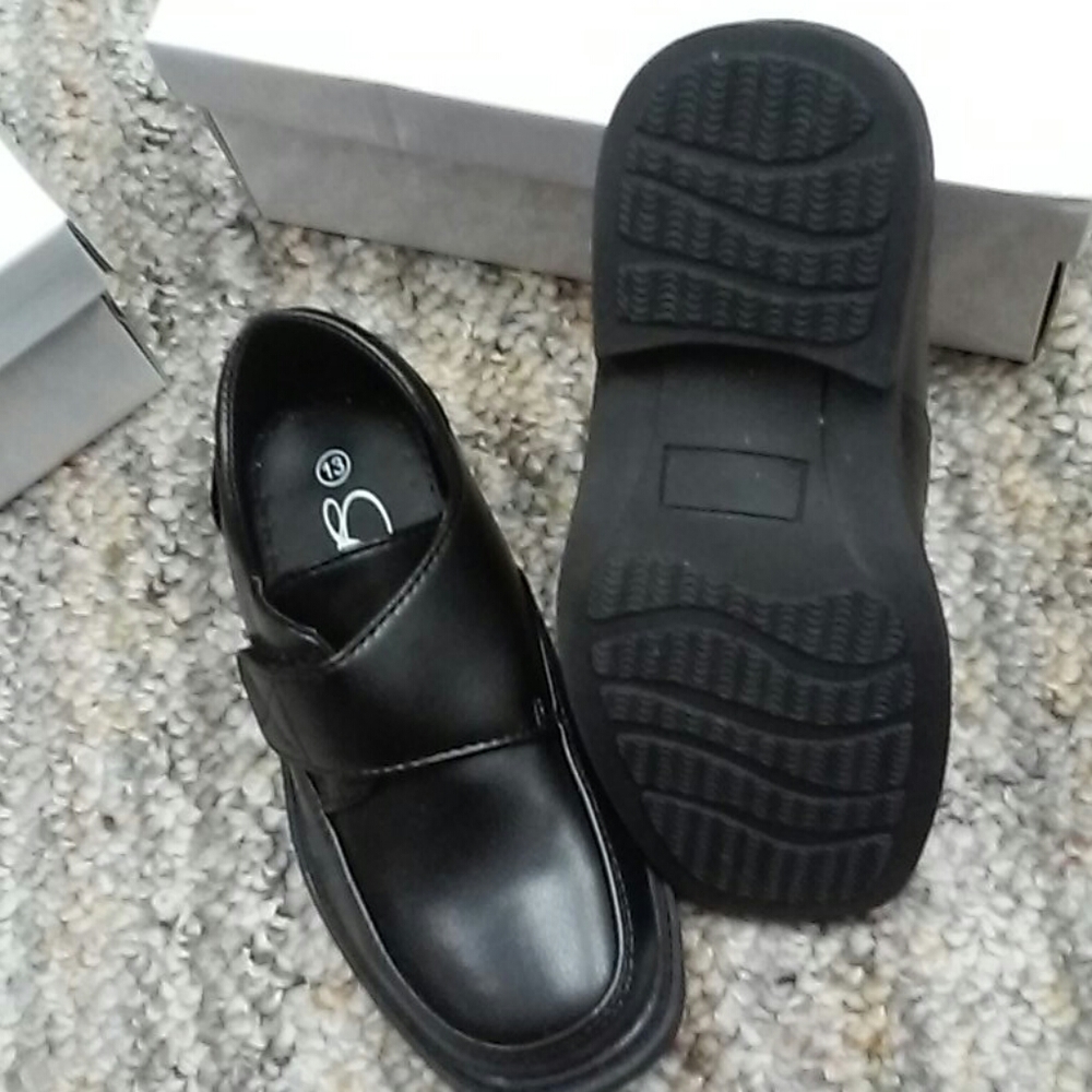 Shoes - Picture 3 of 3
